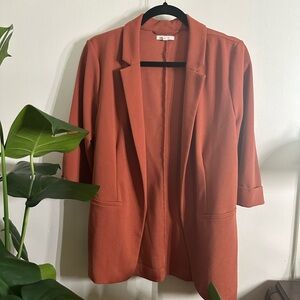 Coral Maurice’s Blazer size large EUC